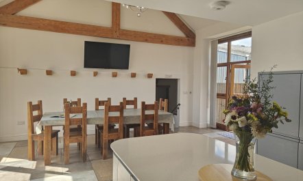 4 Bed in Colyton 1