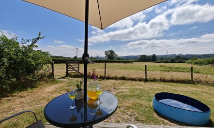 1 Bed in Standerwick 9