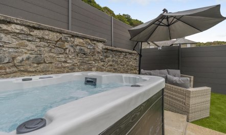 2 Bed in Llandderfel 1