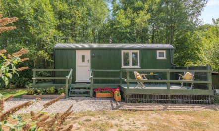 1 Bed in Laddingford 1