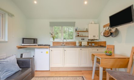 1 Bed in Laddingford 4