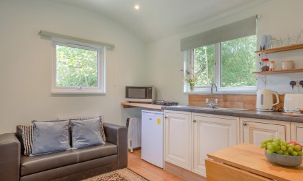 1 Bed in Laddingford 2