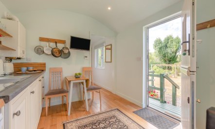 1 Bed in Laddingford 3