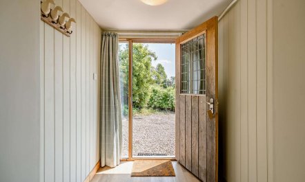 1 Bed in Cradley 6