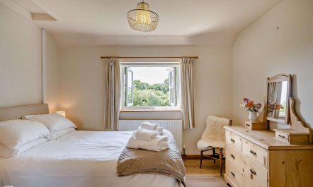 1 Bed in Cradley 2