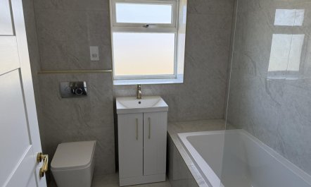 2 Bed in Over Tabley 4