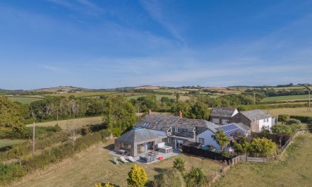 5 Bed in Marhamchurch 5