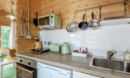 1 Bed in Thurnham 2