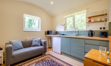 1 Bed in Laddingford 2