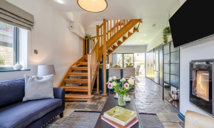 5 Bed in Windmill 8