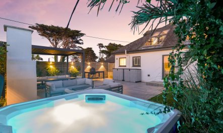 5 Bed in Windmill