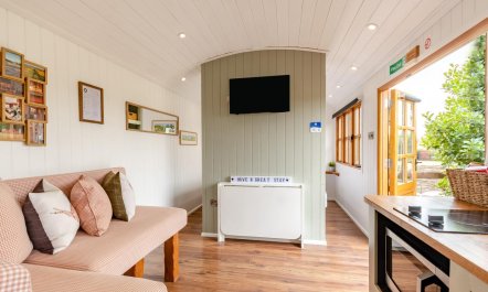 1 Bed in Wichenford 7