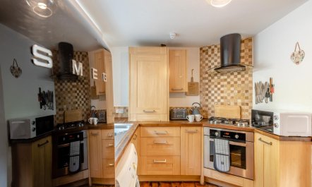 2 Bed in Upper Cwmtwrch 9