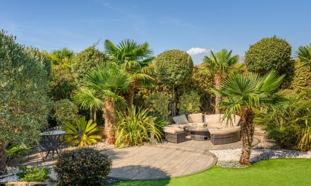 5 Bed in Milford On Sea 2