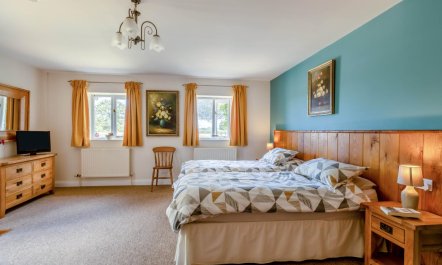 1 Bed in Boys Hill 7