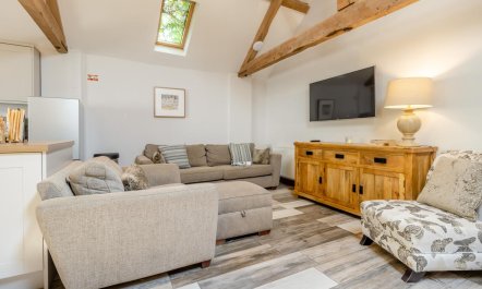 3 Bed in Shrewsbury 2