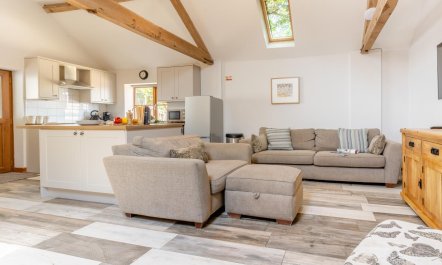 3 Bed in Shrewsbury 1