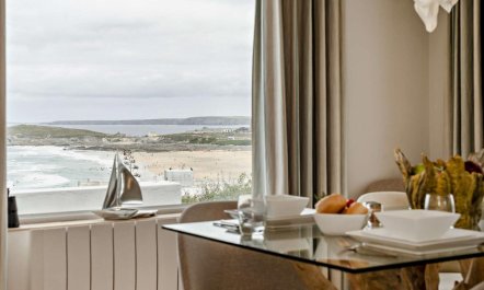 2 Bed in Newquay 1
