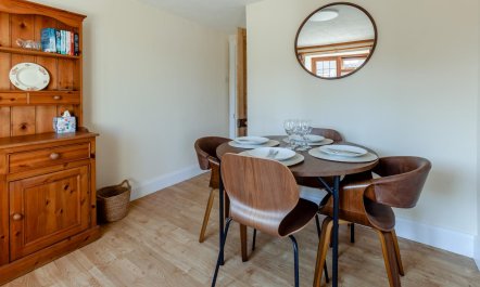 2 Bed in Cheddar 8