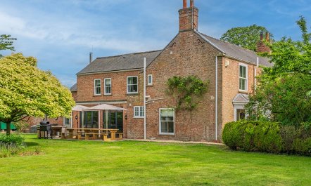 7 Bed in Carrington 6