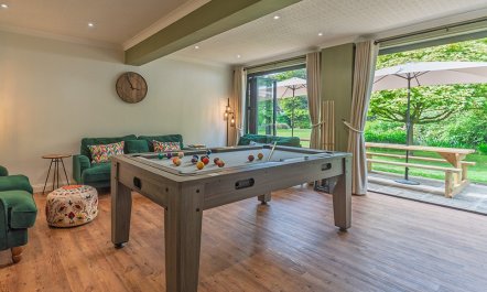 7 Bed in Carrington 4