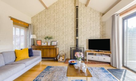 3 Bed in Cranmer 5