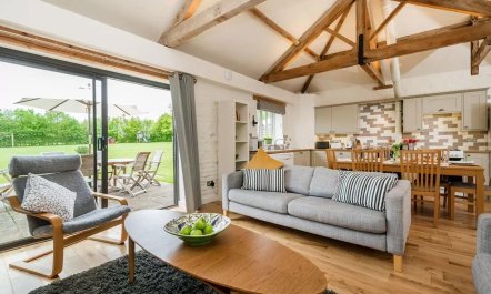 3 Bed in Cranmer 3