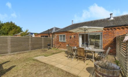 3 Bed in Cranmer 1