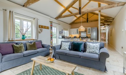3 Bed in Cranmer 4