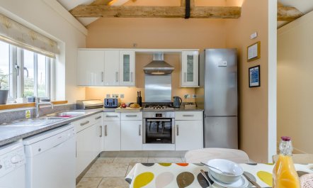 3 Bed in Cranmer 7