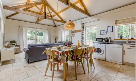 3 Bed in Cranmer 9