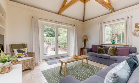 3 Bed in Cranmer 5