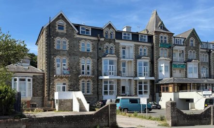 2 Bed in Ilfracombe 1