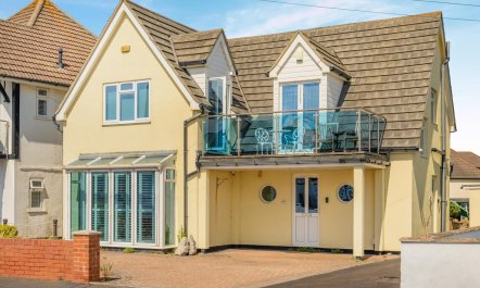 2 Bed in Bournemouth