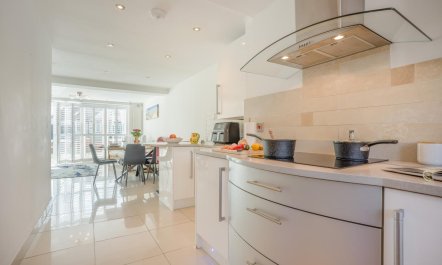2 Bed in Bournemouth 4