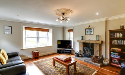 4 Bed in Wharton 5