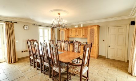 4 Bed in Wharton 3