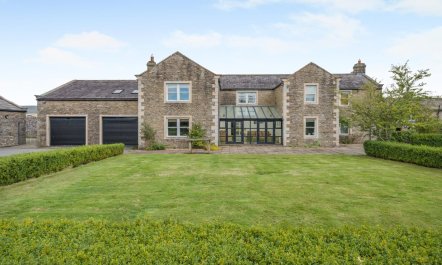 4 Bed in Wharton 1
