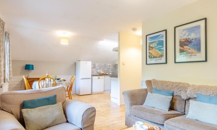 2 Bed in Webbery 9