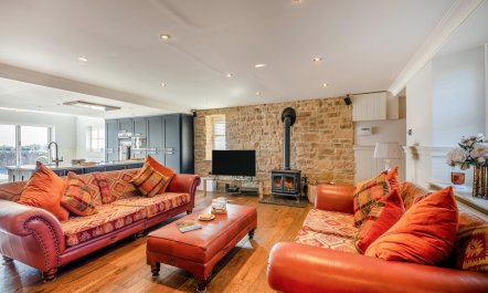 3 Bed in Seahouses
