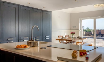3 Bed in Seahouses 7