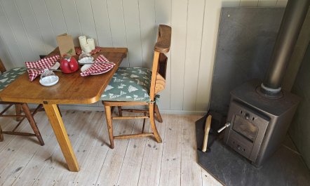1 Bed in East Down 7