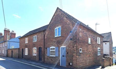 2 Bed in Ashbourne