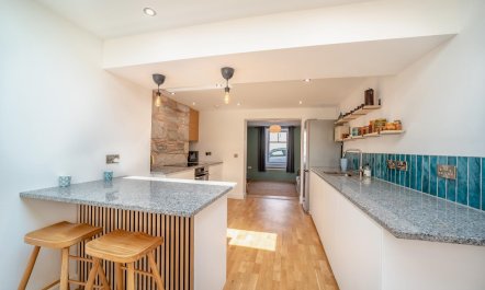2 Bed in Gatehouse Of Fleet 7