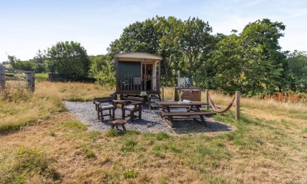 1 Bed in Llanrhaeadr Ym Mochnant