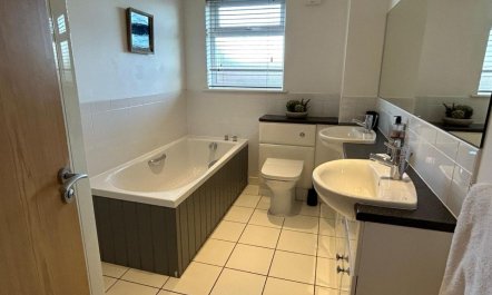 4 Bed in Winnards Perch 8