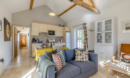 2 Bed in Cranmer 6