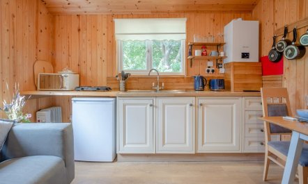1 Bed in Laddingford 3