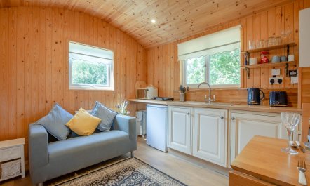 1 Bed in Laddingford 2