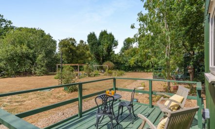 1 Bed in Laddingford